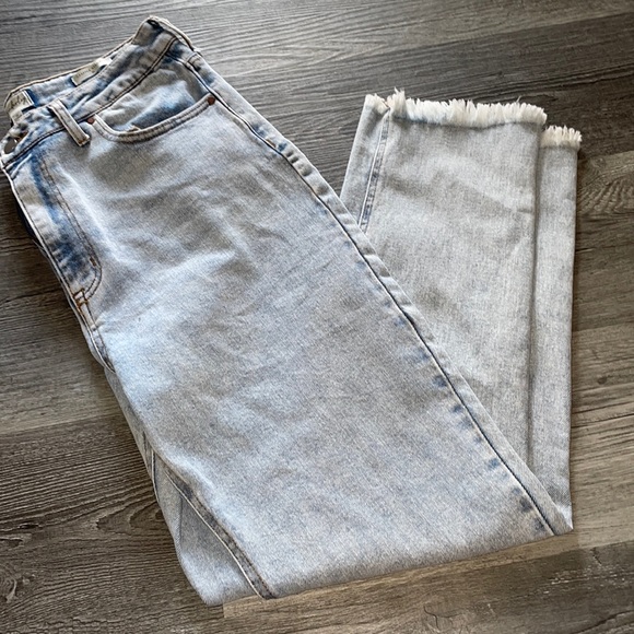 Wonderly Denim - Wonderly Cropped Straight Jeans